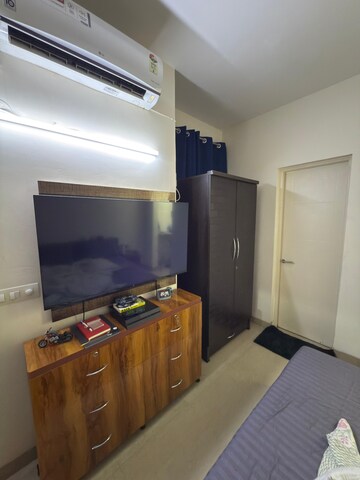 Bedroom in 2 BHK Apartment at Emaar Emerald Estate, Sector 65 – for Rent