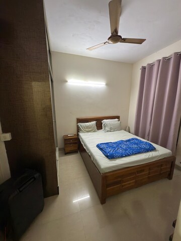 Bedroom in 2 BHK Apartment at Emaar Emerald Estate, Sector 65 – for Rent