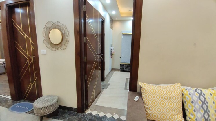 Other, sector 21c 4 Bedroom 350 Sq.Yd. Builder Floor In Sector 21c Faridabad 9190943