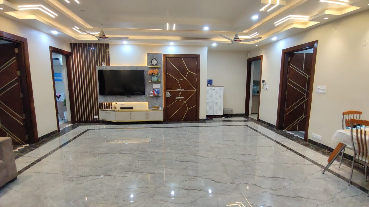 4 BHK + Servant Room Builder Floor For Sale in Sector 21C