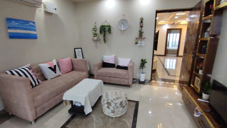 Living Room, sector 21c 4 Bedroom 350 Sq.Yd. Builder Floor In Sector 21c Faridabad 9190943