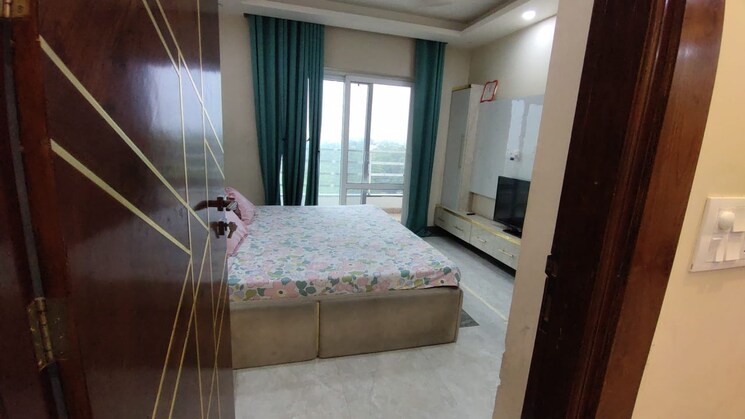 Bedroom, sector 21c 4 Bedroom 350 Sq.Yd. Builder Floor In Sector 21c Faridabad 9190943