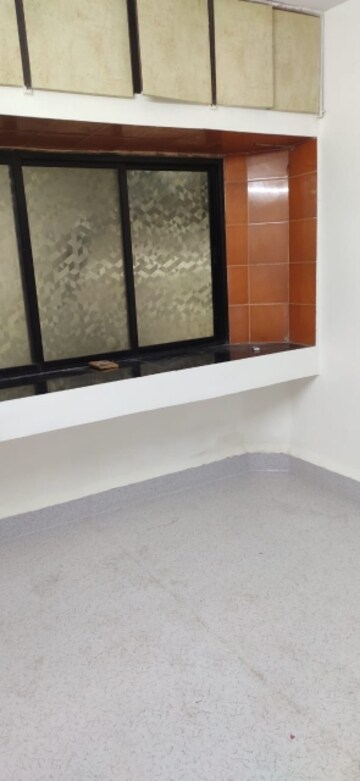 Room in 1 BHK Apartment at Lokpuram CHS, Vasant Vihar – for Sale