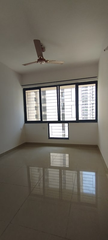 Room in 2 BHK Apartment at Nanded Asawari, Nanded – for Rent