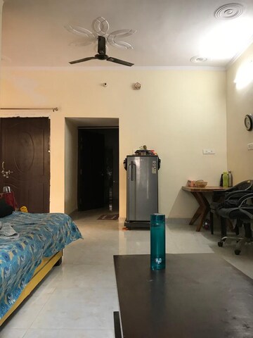 Living Room in 2.5 BHK Independent House at Chinhat – for Rent