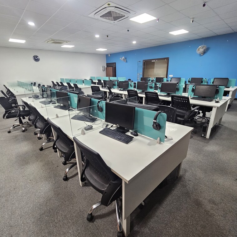 Team Area, sector 3 Commercial Office Space 2100 Sq.Ft. In Sector 3 Noida 9190956