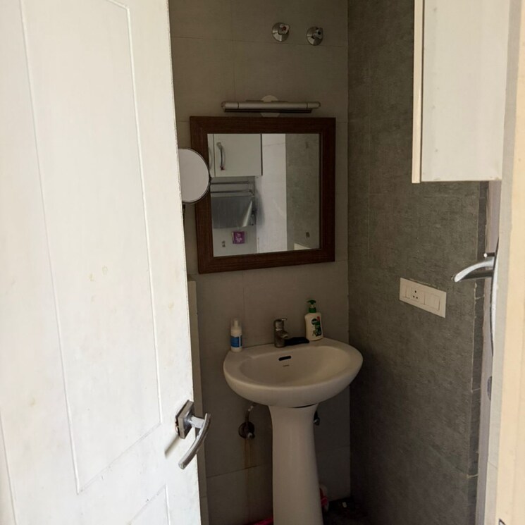 Bathroom, civitech-stadia 3 Bedroom 1032 Sq.Ft. Apartment In Sector 113 Noida 9191066