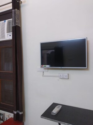 Furnished Amenities in 2 BHK Independent House at Gomti Nagar – for Rent