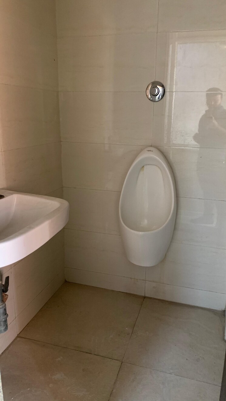 Bathroom, iscon-emporio Commercial Office Space 945 Sq.Ft. In Jodhpur Ahmedabad 9191103