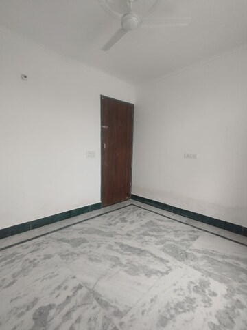 Room in 1 BHK Builder Floor at Chattarpur – for Rent