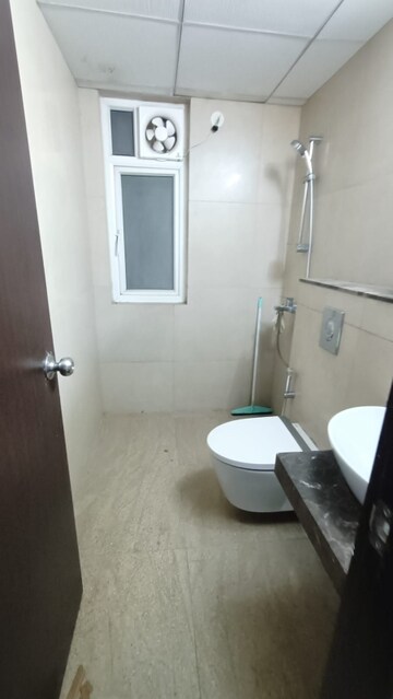 Bathroom in 1 BHK Apartment at Sheth Vasant Oasis, Andheri East – for Rent
