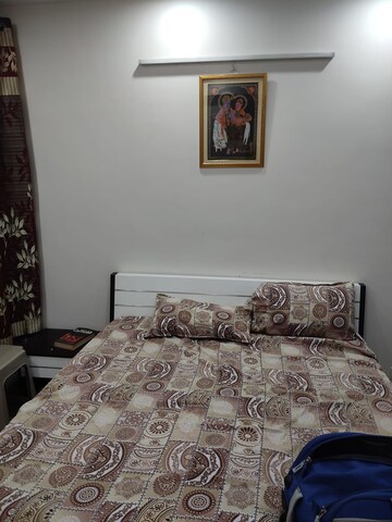 Bedroom in 3 BHK Apartment at BPTP Discovery Park, Sector 80 – for Rent