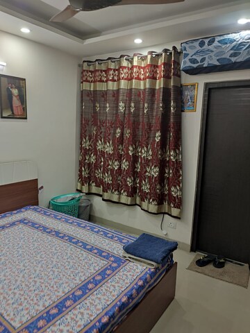 Bedroom in 3 BHK Apartment at BPTP Discovery Park, Sector 80 – for Rent
