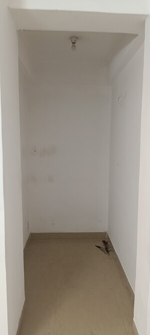 Room in 3 BHK Apartment at Eldeco Mystic Greens, Omicron I Greater Noida – for Sale