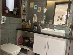 Attached Bathroom in 3 BHK Builder Floor at Hauz Khas – for Sale