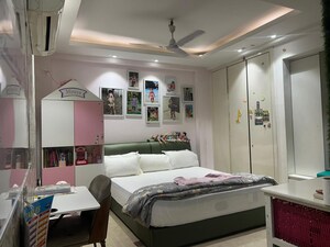 Bedroom in 3 BHK Builder Floor at Hauz Khas – for Sale