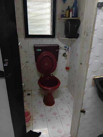 Bathroom in 2 BHK Apartment at Vile Parle East – for Rent