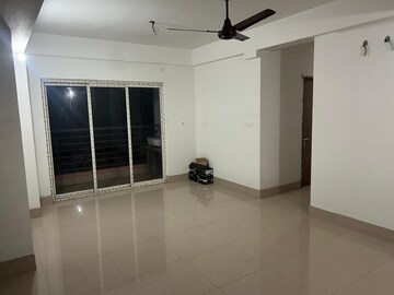 Room in 4 BHK Apartment at New Town Action Area 1 – for Sale
