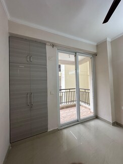 2 BHK + Extra Room Apartment For Sale in Himalaya Pride
