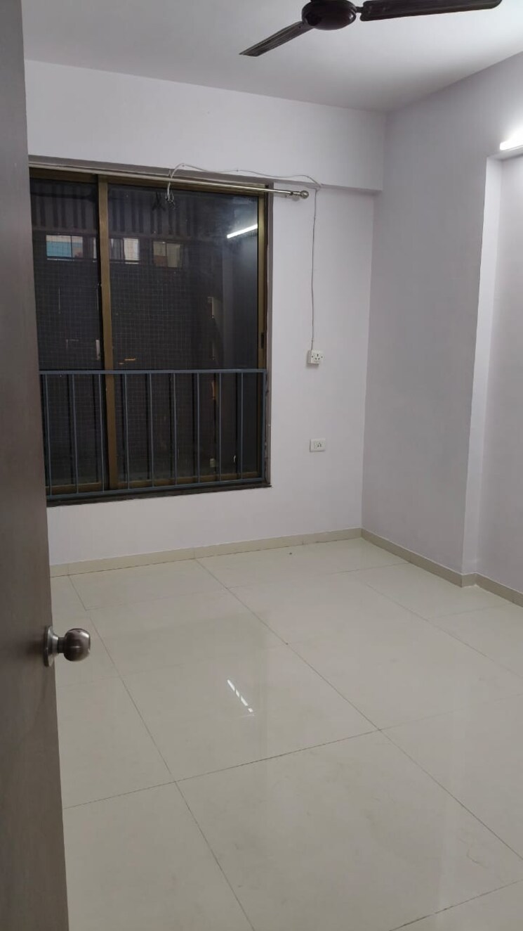 Room, kharar road 1.5 Bedroom 695 Sq.Ft. Apartment In Kharar Road Mohali 9191290