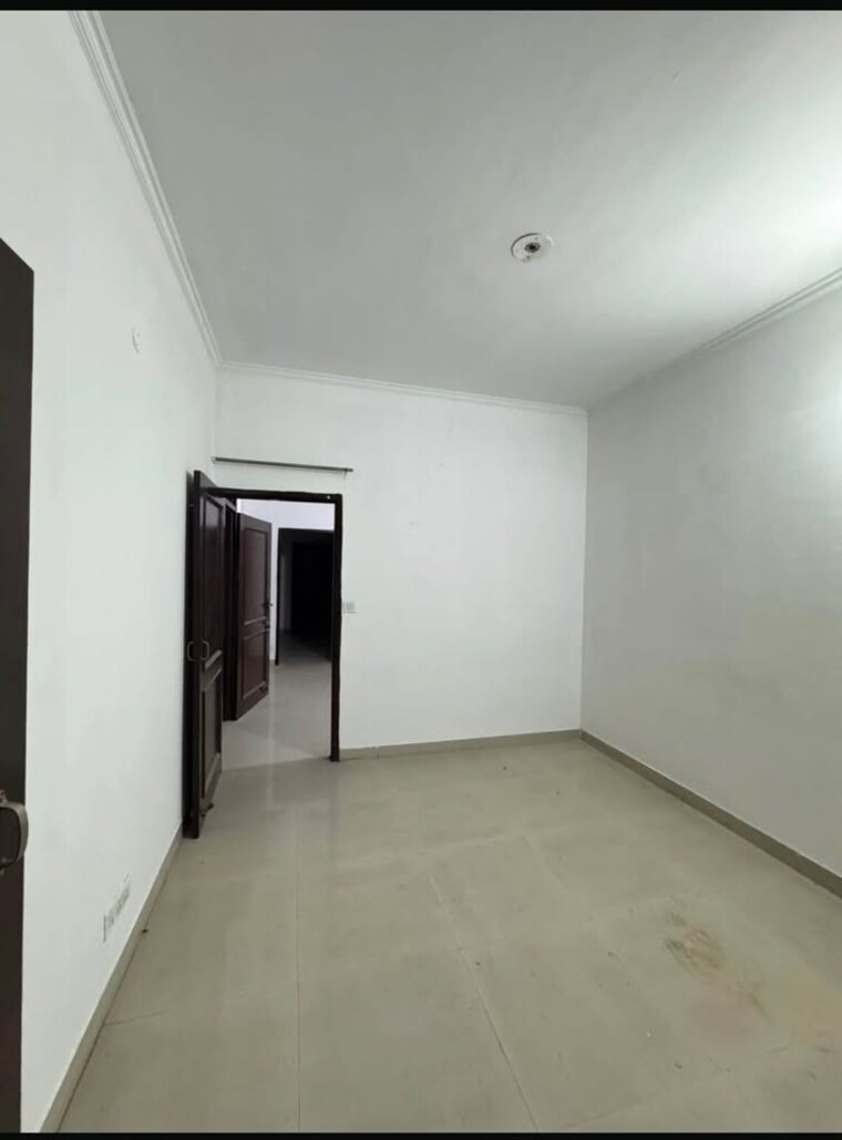 Room, kharar mohali road 2 Bedroom 900 Sq.Ft. Apartment In Kharar Mohali Road Kharar 9191384