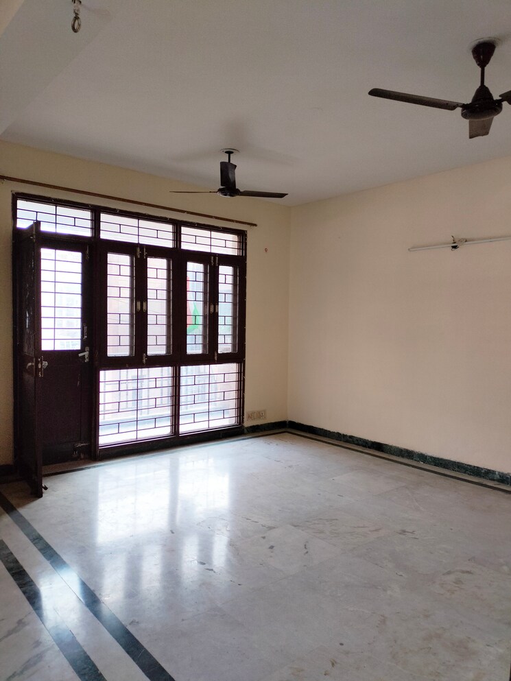 Room, aez-aloha 3.5 Bedroom 2000 Sq.Ft. Apartment In Sector 57 Gurgaon 9191459