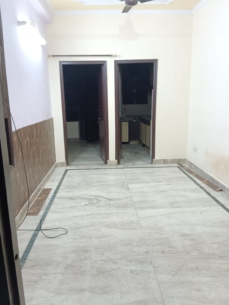 Room, green fields colony 2 Bedroom 800 Sq.Ft. Builder Floor In Green Fields Colony Faridabad 9191480