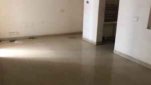 Room in 2.5 BHK Apartment at Nirala Aspire, Sector 16 Greater Noida – for Sale