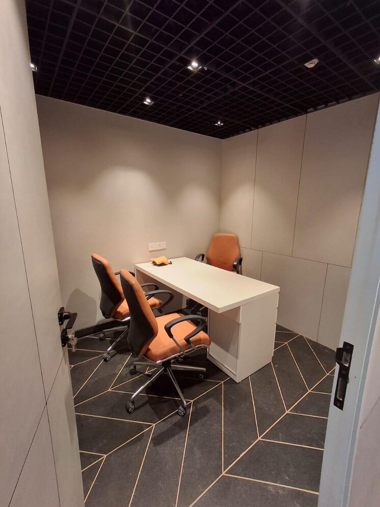 Team Area, one-lodha-place Commercial Office Space 768 Sq.Ft. In Lower Parel Mumbai 9191430