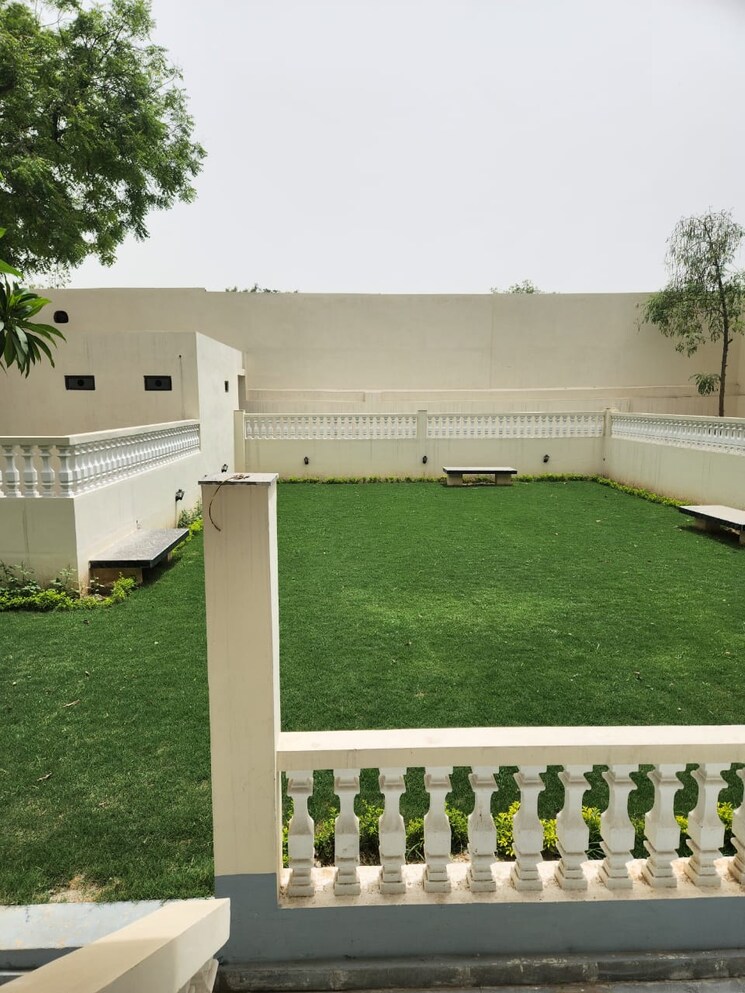 Exterior View, sainik farm 4 Bedroom 1250 Sq.Yd. Builder Floor In Sainik Farm Delhi 9191524