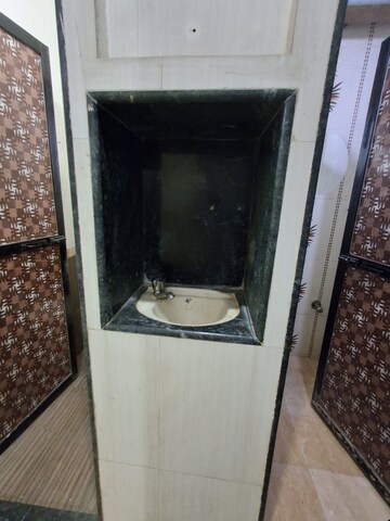 Attached Bathroom in 1 BHK Apartment at Kopar Khairane – for Rent