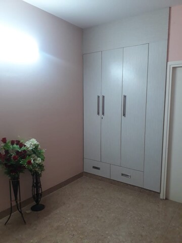 Room in 3 BHK Apartment at Himalaya Pride, Tech Zone 4 Greater Noida – for Sale