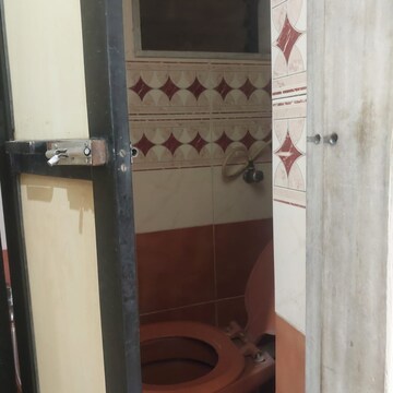 Attached Bathroom in 1 BHK Apartment at Kopar Khairane – for Rent