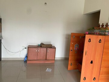 Room in 2 BHK Apartment at LnT Realty South City, Bannerghatta Road – for Rent