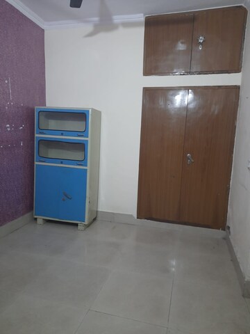 Room in 3 BHK Apartment at Gtb Enclave – for Sale