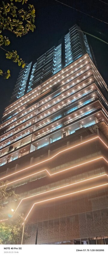 4 BHK Apartment For Sale in Prabhadevi