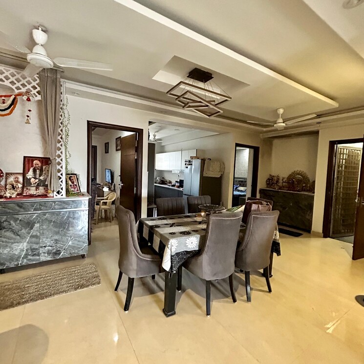  Parking, awho-apartments 3 Bedroom 3800 Sq.Ft. Builder Floor In Sector 52 Gurgaon 9191677