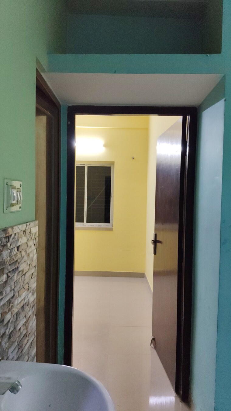 Exterior View, madhumanti-apartments 2 Bedroom 750 Sq.Ft. Apartment In Naktala Kolkata 9191649