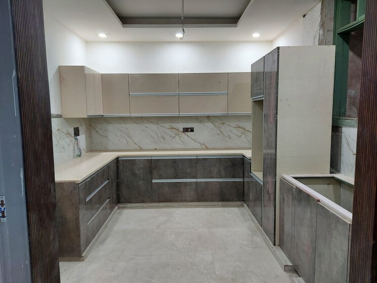 Kitchen, parklands 4 Bedroom 250 Sq.Yd. Builder Floor In Sector 85 Faridabad 9191578