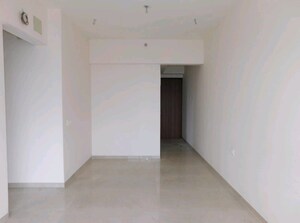 Room in 2 BHK Apartment at Piramal Vaikunth, Balkum Pada – for Sale