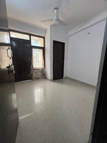 Room in 1 BHK Builder Floor at Saket – for Rent