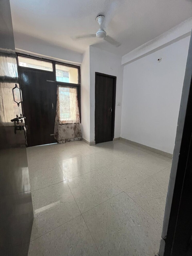 Room, saket 1 Bedroom 450 Sq.Ft. Builder Floor In Saket Delhi 9191738