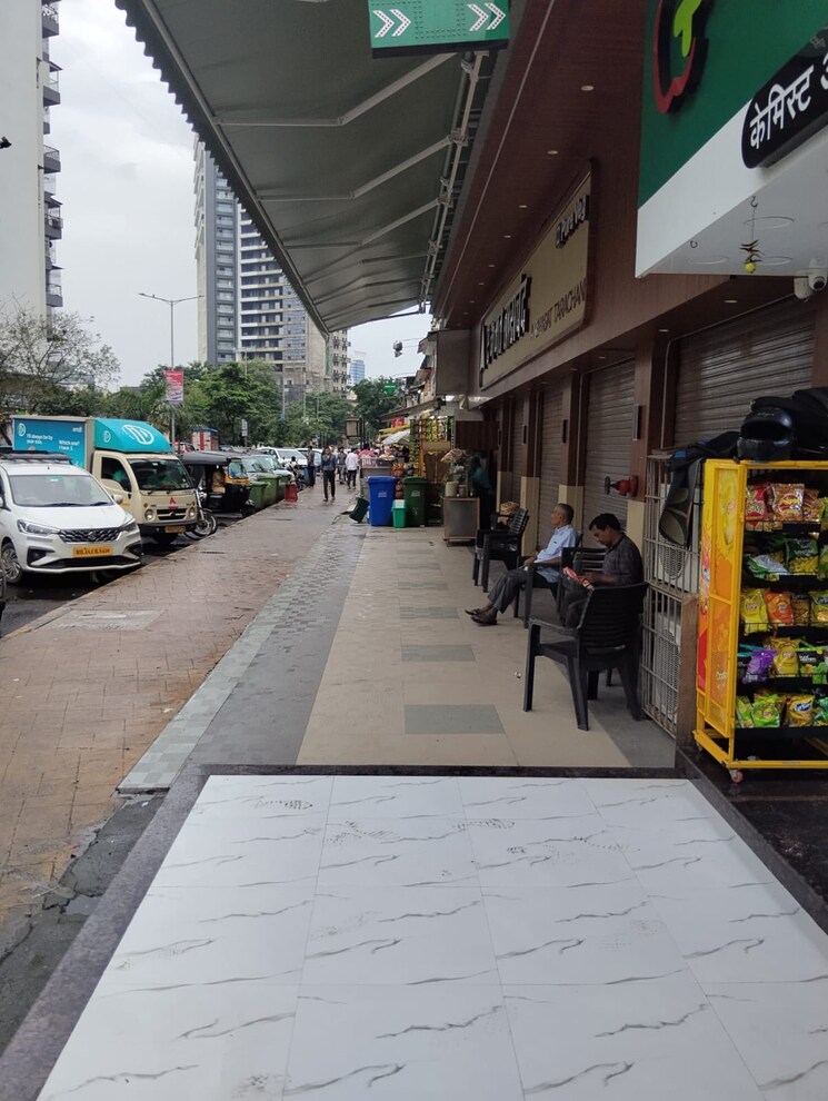  Parking, moraj-residency Commercial Shop 690 Sq.Ft. In Sanpada Navi Mumbai 9191727