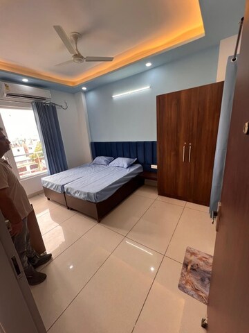 Studio Builder Floor For Rent in Sector 48