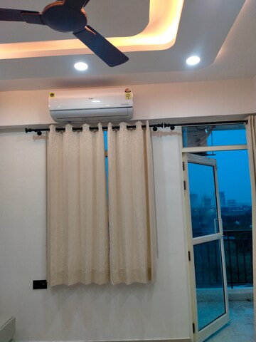  2 BHK Apartment at Suncity Avenue 76, Sector 76 – for Rent