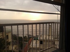 2 BHK + Study Room Apartment For Sale in Vaikunth Apartment Bandra