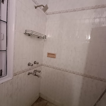 Bathroom in 3.5 BHK Builder Floor at Nehru Enclave – for Rent