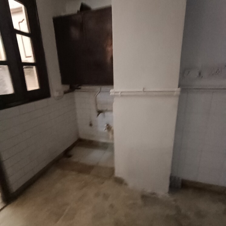 Room, nehru enclave 3.5 Bedroom 1800 Sq.Ft. Builder Floor In Nehru Enclave Delhi 9191772