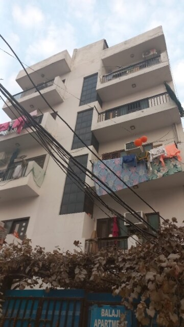 2 BHK Builder Floor – Exterior View View at Milestone 32nd Avenue, Sector 15 - for Rent