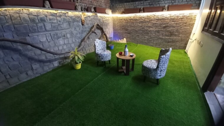  Parking, milestone-32nd-avenue 2 Bedroom 1000 Sq.Ft. Builder Floor In Sector 15 Gurgaon 9191780